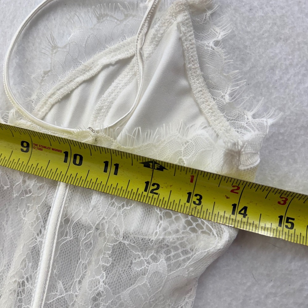 American Threads White Lace Corset bustier Festival Eyelash Trim NWT Small - Picture 6 of 8